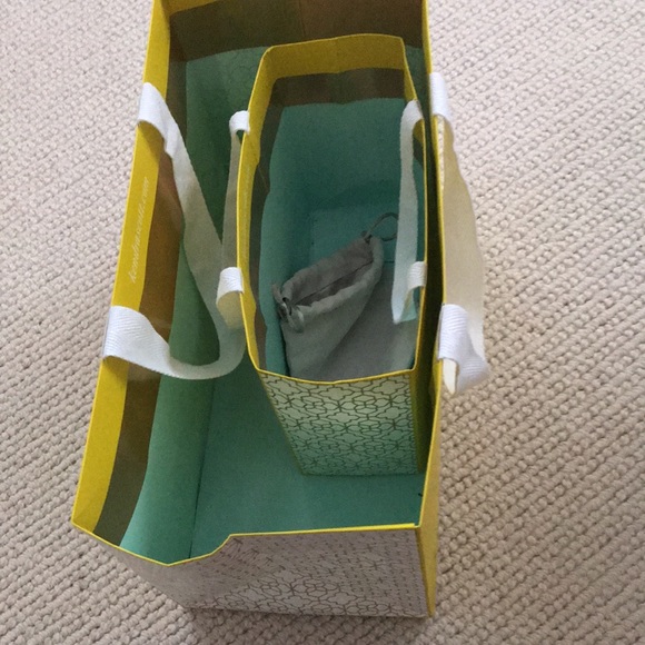 Kendra Scott bundle 2 bags and a pouch - Picture 2 of 5